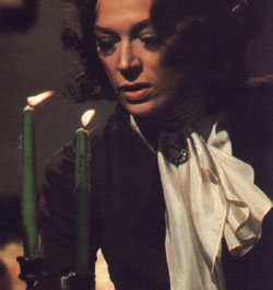 Grayson Hall as Natalie DuPres